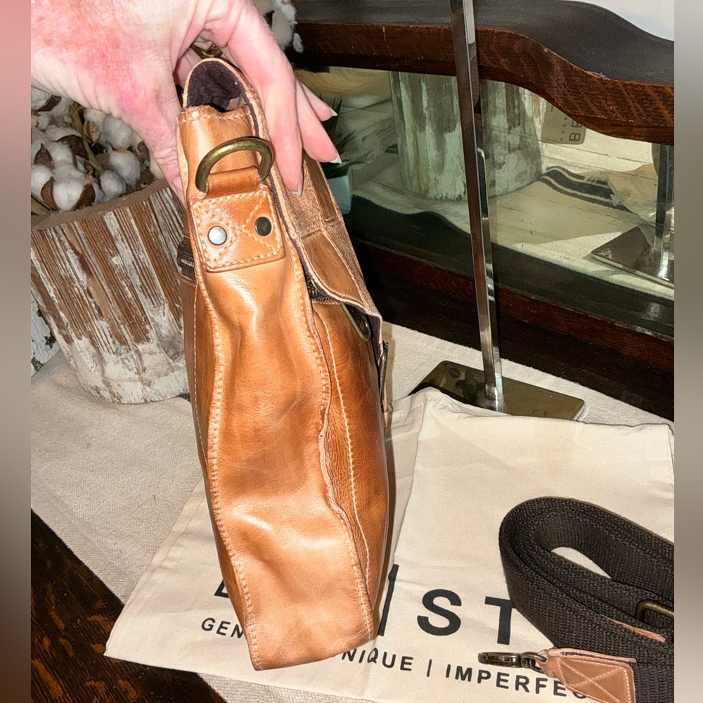 NWT Bed Stu Leather Venice Beach II Patchwork Crossbody Bag Tan MR MSRP $295 - Picture 4 of 14